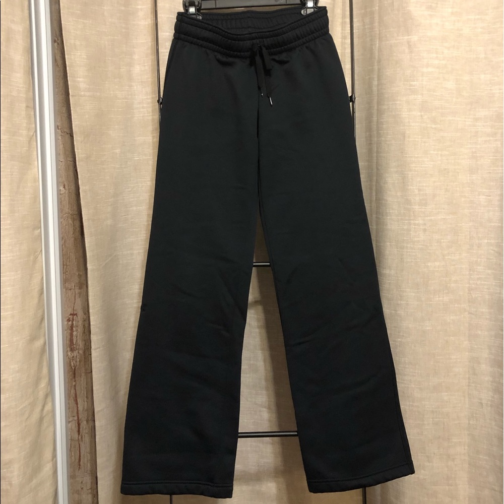Under Armour regular sweatpants